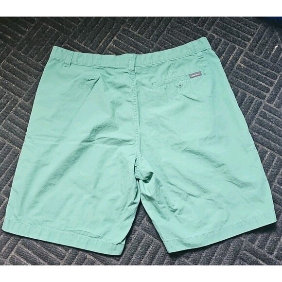 Eddie Bauer Shorts Mens 34 Waist Green Chino Legend Wash Cotton - Picture 2 of 4